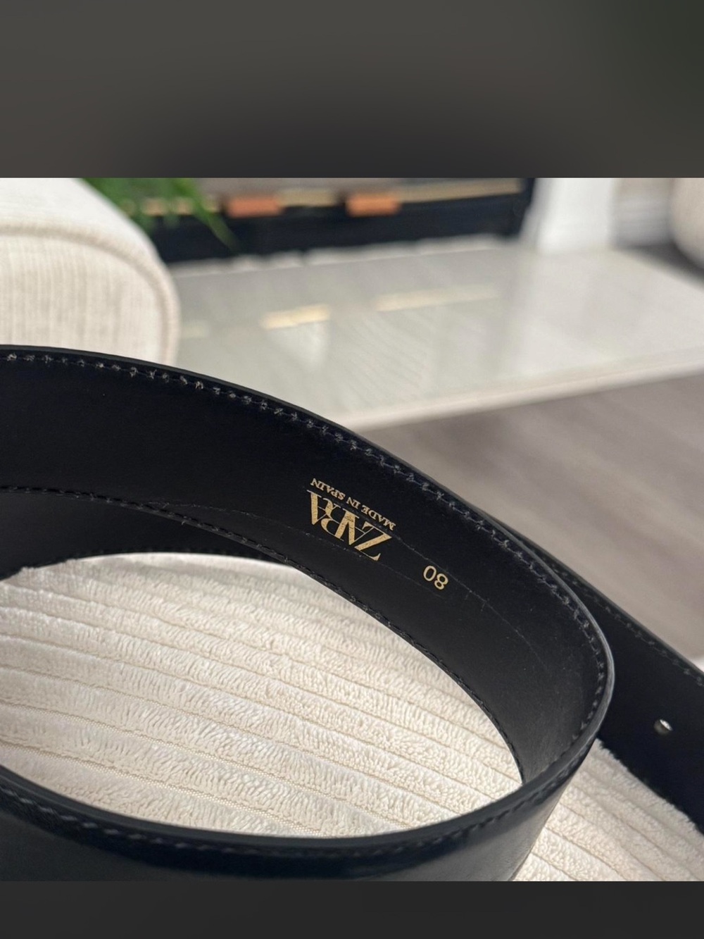 Zara Black Leather Belt with Gold Buckle - Picture 2 of 3